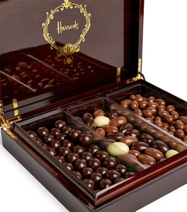 Chocolate Coated Nut Selection Box (545g)